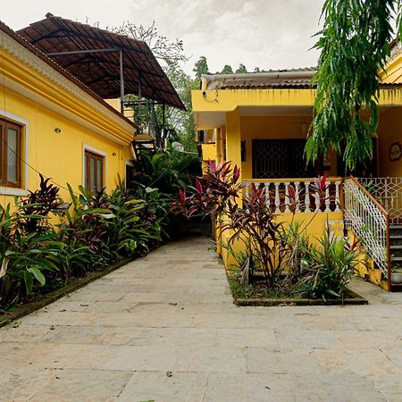 2Bhk At Portuguese Villa By Goaround Homes Anjuna Bagian luar foto