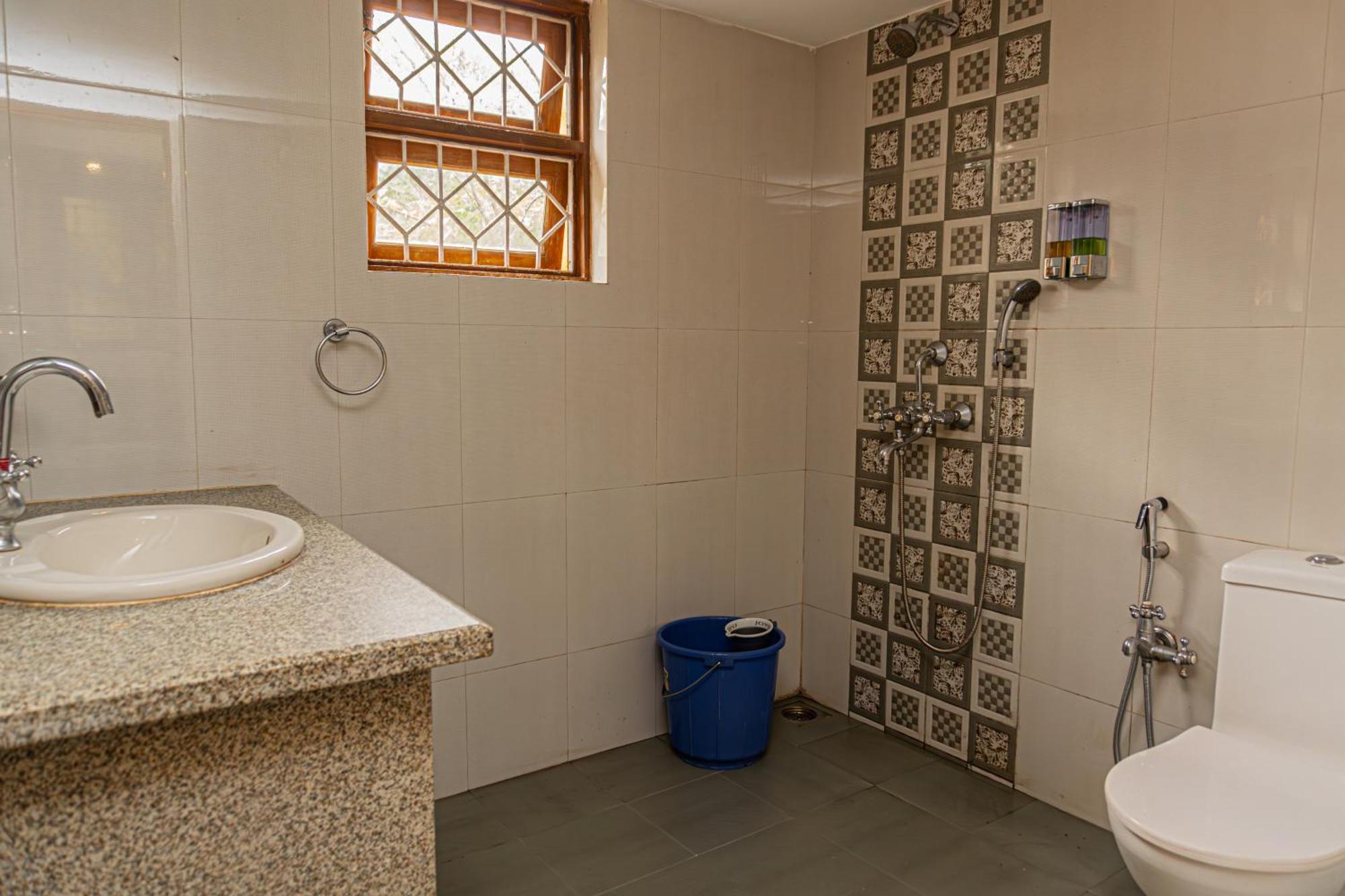 2Bhk At Portuguese Villa By Goaround Homes Anjuna Bagian luar foto