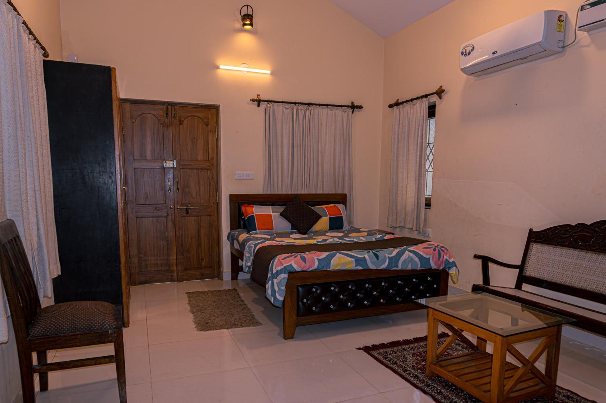 2Bhk At Portuguese Villa By Goaround Homes Anjuna Bagian luar foto